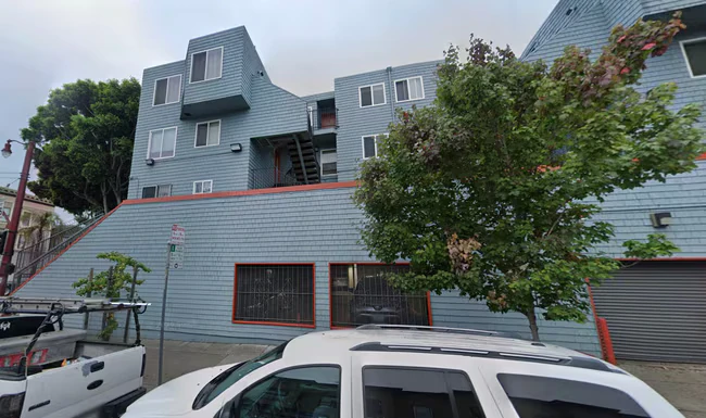 1227 Hampshire St San Francisco, CA 94110 photo 5