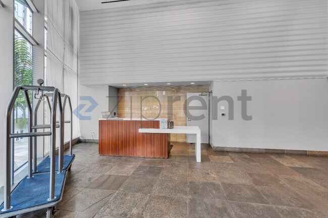 Unit 7 A, Building B photo 5