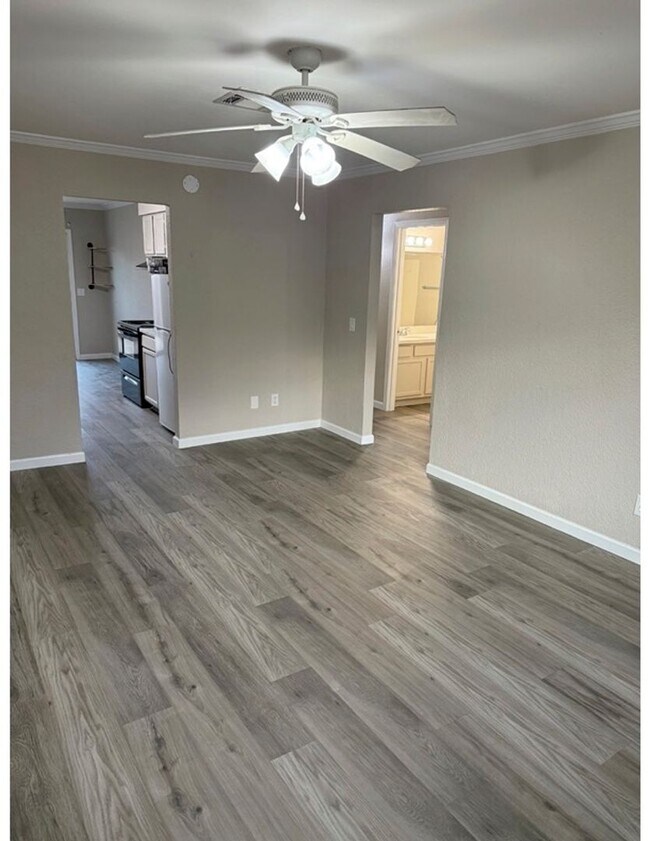 6325 E Avalon St Mesa, AZ 85205 photo 2