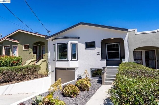 274 Staples Ave San Francisco, CA 94112 photo 2