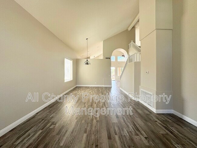 2602 E Glass Ln Phoenix, AZ 85042 photo 3