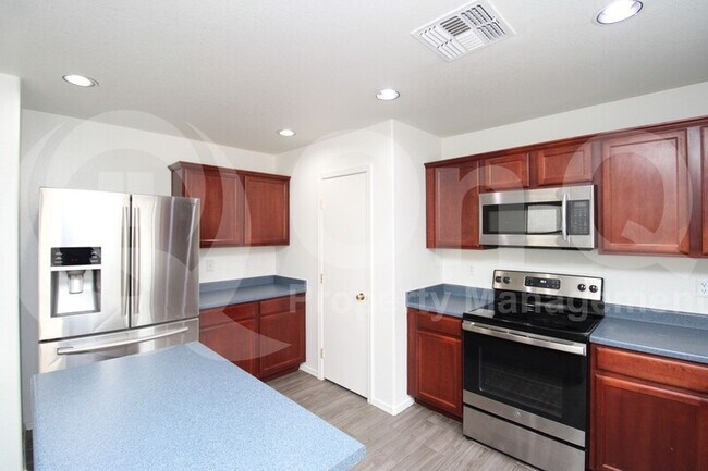 6411 W Branham Ln Phoenix, AZ 85339 photo 5