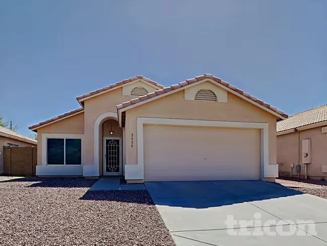 3555 W Via Del Sol Dr Glendale, AZ 85310 photo 2