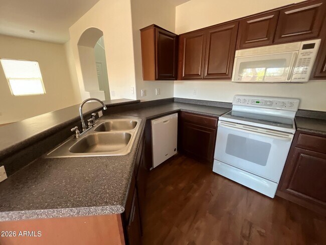 22257 N Gibson Dr Maricopa, AZ 85139 photo 4