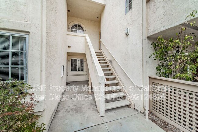750 Breeze Hill Rd Vista, CA 92081 photo 2