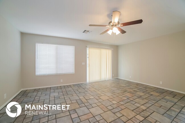 8645 W Mauro Ln Peoria, AZ 85382 photo 4