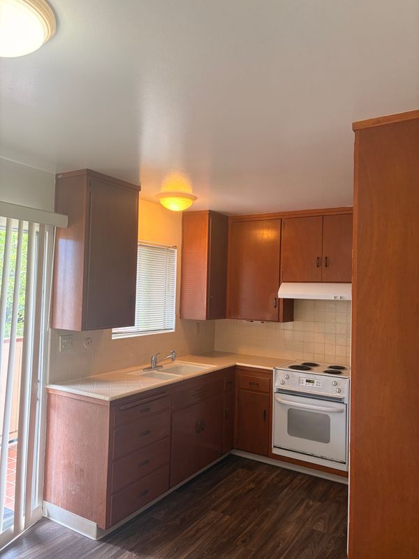230 Felix St Santa Cruz, CA 95060 photo 4