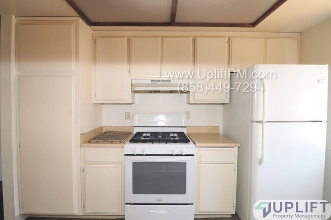 2863 Broadway San Diego, CA 92102 photo 5