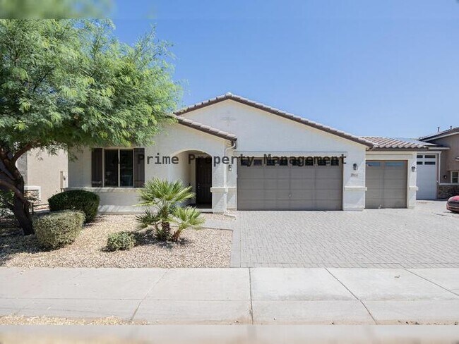 7914 W Pueblo Ave Phoenix, AZ 85043 photo 2