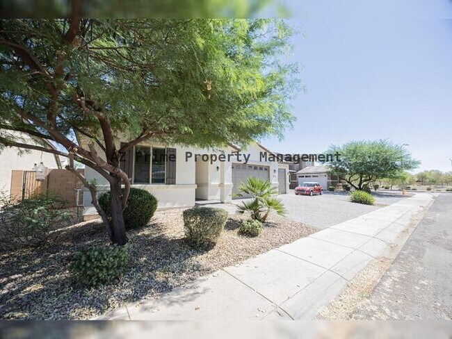 7914 W Pueblo Ave Phoenix, AZ 85043 photo 3