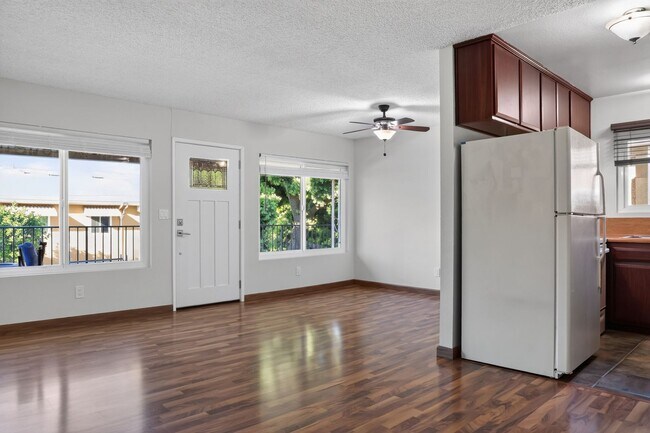 10454 Caminito Rimini San Diego, CA 92129 photo 4