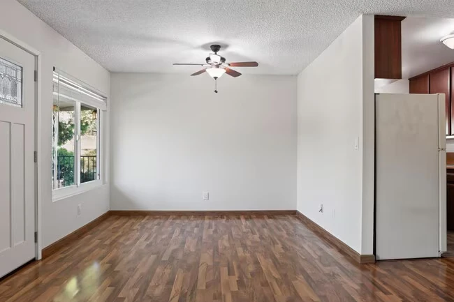 10454 Caminito Rimini San Diego, CA 92129 photo 2