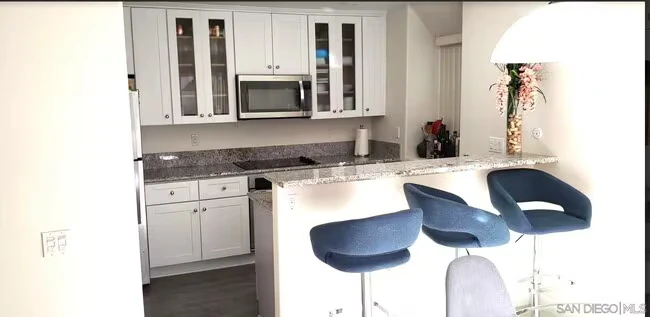 3148 Via Alicante San Diego, CA 92037