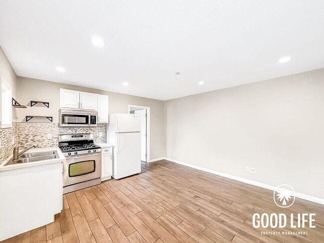 4214 Cleveland Ave San Diego, CA 92103 photo 2
