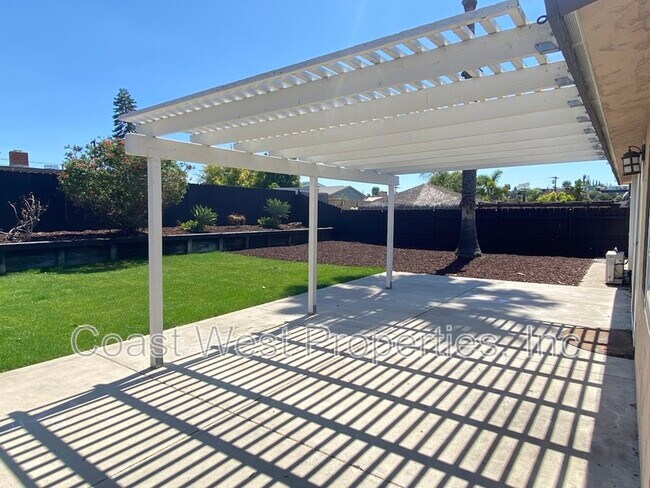 9161 Huntington Ave San Diego, CA 92123 photo 5