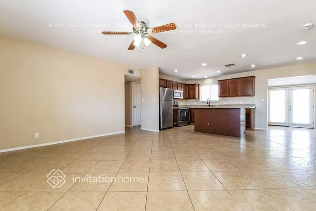647 E Franklin Ave Mesa, AZ 85204 photo 3
