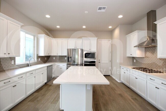 25221 N 21st Ave Phoenix, AZ 85085 photo 4