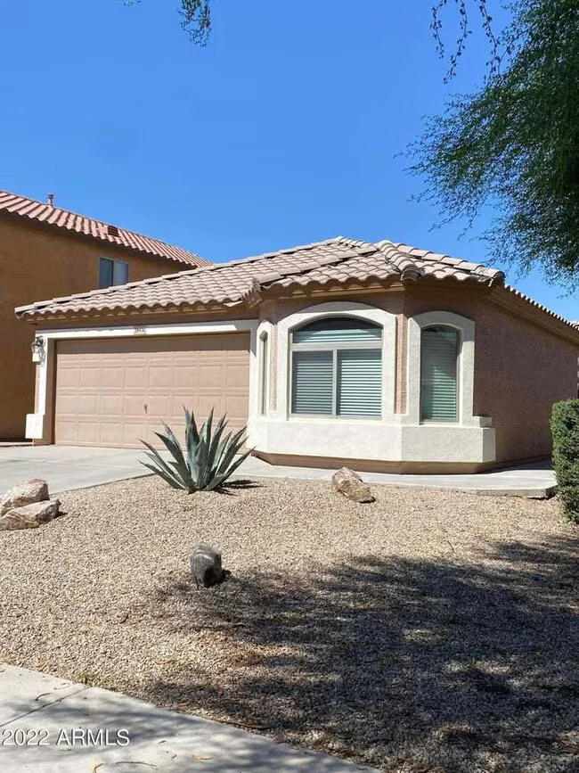 39974 W Thornberry Ln Maricopa, AZ 85138 photo 2