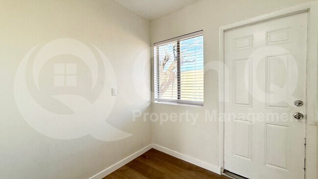 3931 N Longview Ave Phoenix, AZ 85014 photo 4