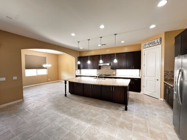 268 E Powell Way Chandler, AZ 85249 photo 5