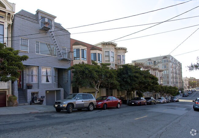148-150 Laguna Street photo 3