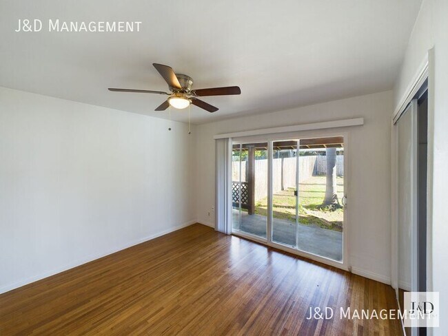 1581 Burton St San Diego, CA 92111 photo 4