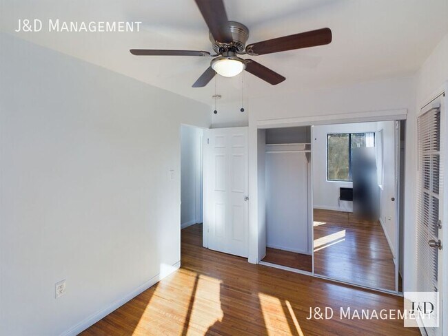 1581 Burton St San Diego, CA 92111 photo 5