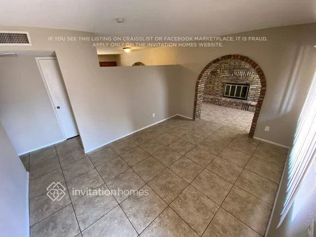 4424 W Caron St Glendale, AZ 85302 photo 3