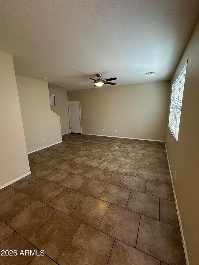 4388 E Selena Dr Phoenix, AZ 85050 photo 5