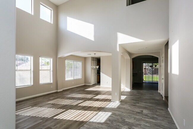 5182 W Vista Ave Glendale, AZ 85301 photo 4