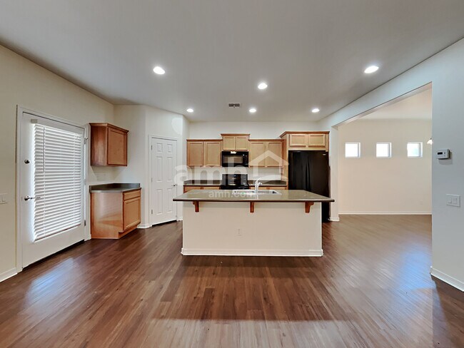 11016 E Silver Springs Cir Mesa, AZ 85212 photo 5
