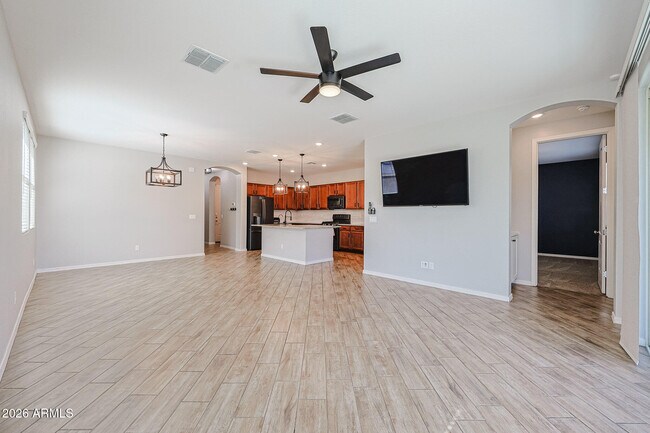 15269 W Pierce St Goodyear, AZ 85338 photo 5