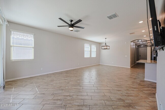 15269 W Pierce St Goodyear, AZ 85338 photo 4