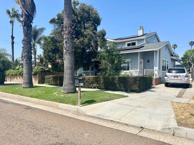 1708 Broadway St Oceanside, CA 92054 photo 3