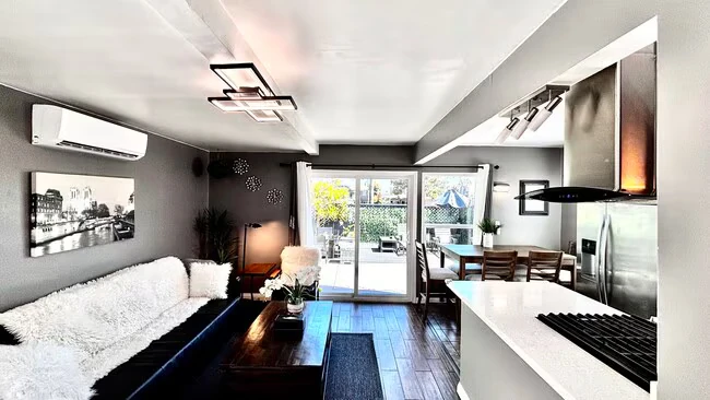 2118 Grand Ave San Diego, CA 92109 photo 4