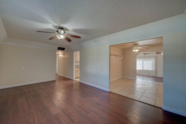 2133 W Morten Ave Phoenix, AZ 85021 photo 5
