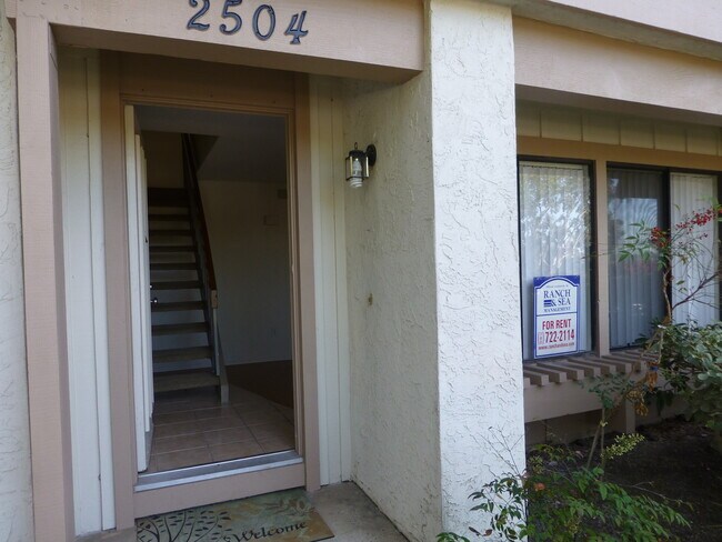 2504 Via Rojo Carlsbad, CA 92010