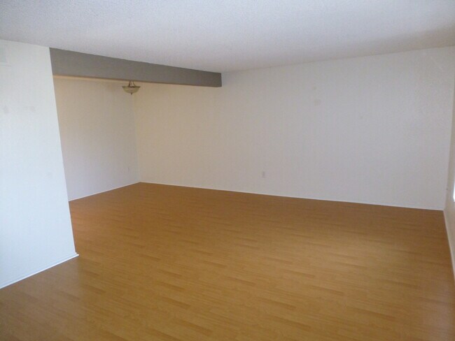 2504 Via Rojo Carlsbad, CA 92010 photo 5