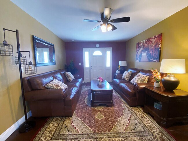 9375 E Heaney Cir Santee, CA 92071