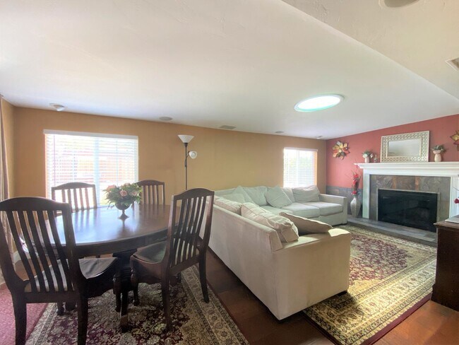 9375 E Heaney Cir Santee, CA 92071 photo 4