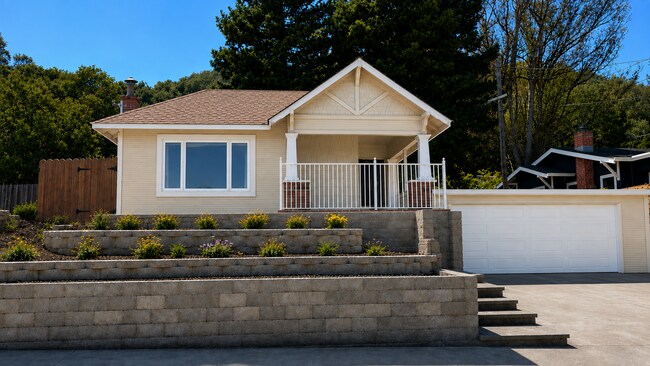 Coming Soon - Beautifully Remodeled Two Bedroom Napa Home photo 2