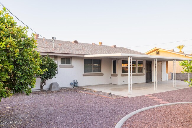 11208 N 105th Ave Sun City, AZ 85351 photo 4