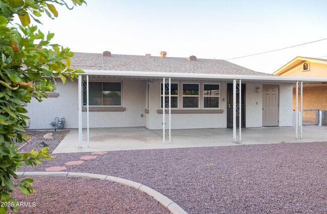 11208 N 105th Ave Sun City, AZ 85351 photo 3