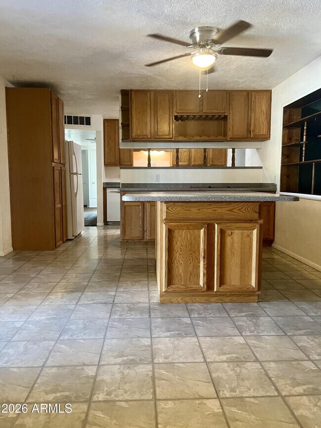 2315 W Butler Dr Phoenix, AZ 85021 photo 3
