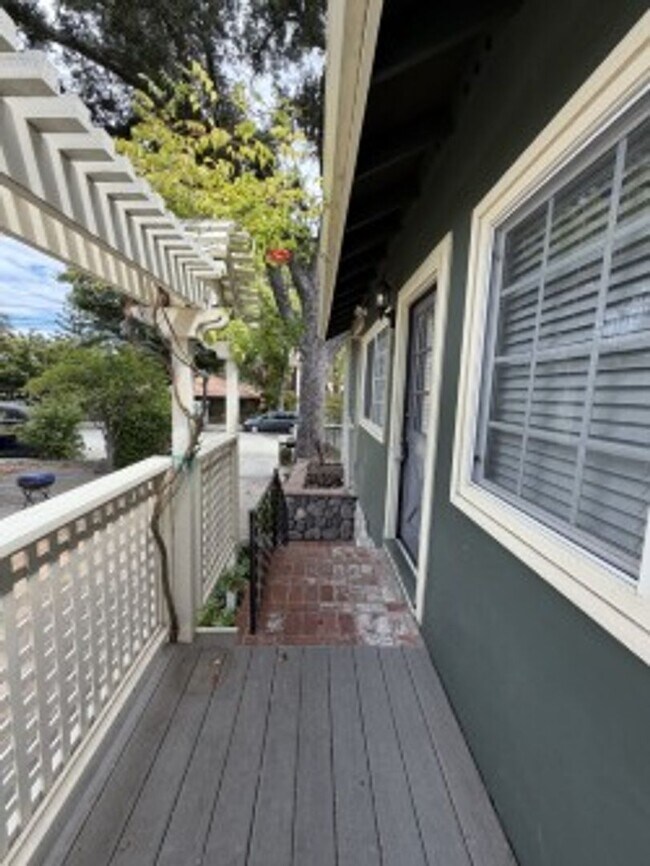 225 Massol Ave Los Gatos, CA 95030 photo 5