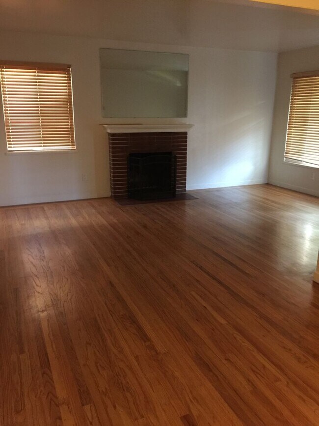 319 Ocie Way Hayward, CA 94541 photo 4