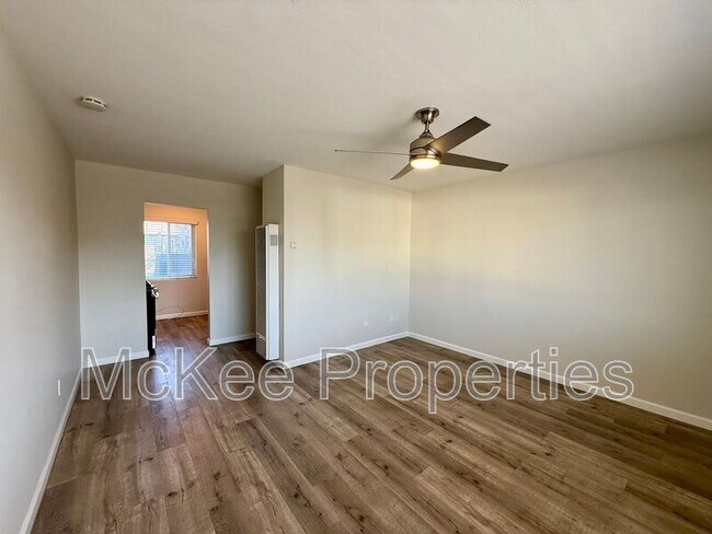 216 Fir St San Diego, CA 92101 photo 4
