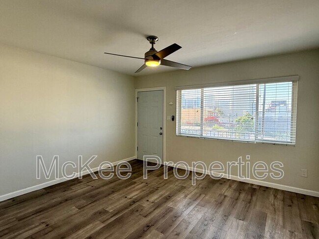 216 Fir St San Diego, CA 92101 photo 5