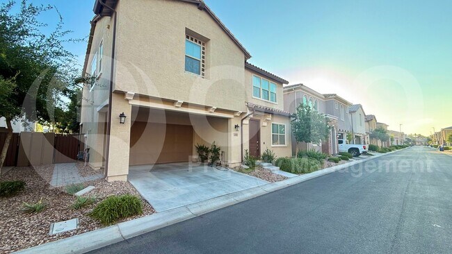 1068 E Sabino Dr Chandler, AZ 85286 photo 3
