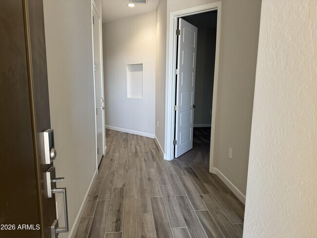 10212 W Alex Ave Peoria, AZ 85382 photo 4